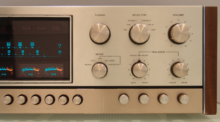 KR-8040 Quadro Receiver ÚJ ÁR!