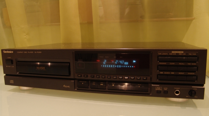 SL-PG300 Stere CD Player