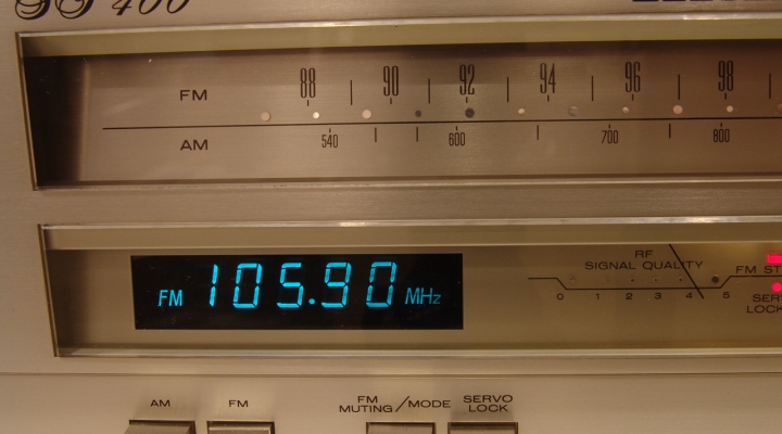 ST-400 Stereo Tuner