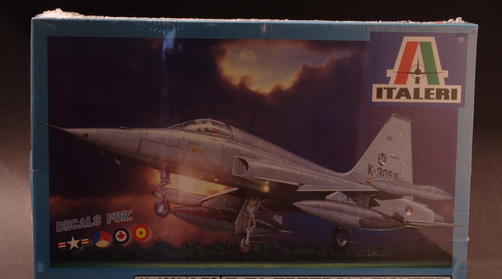 F-5 A Modell 1:72 Italy 1999