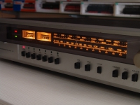 EG 721 StereO Tuner