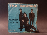 The Beatles-She Love You 45S