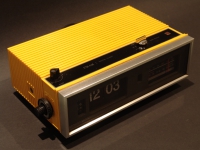 RC 702B Clock Radio