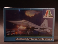 F-5 A Modell 1:72 Italy 1999